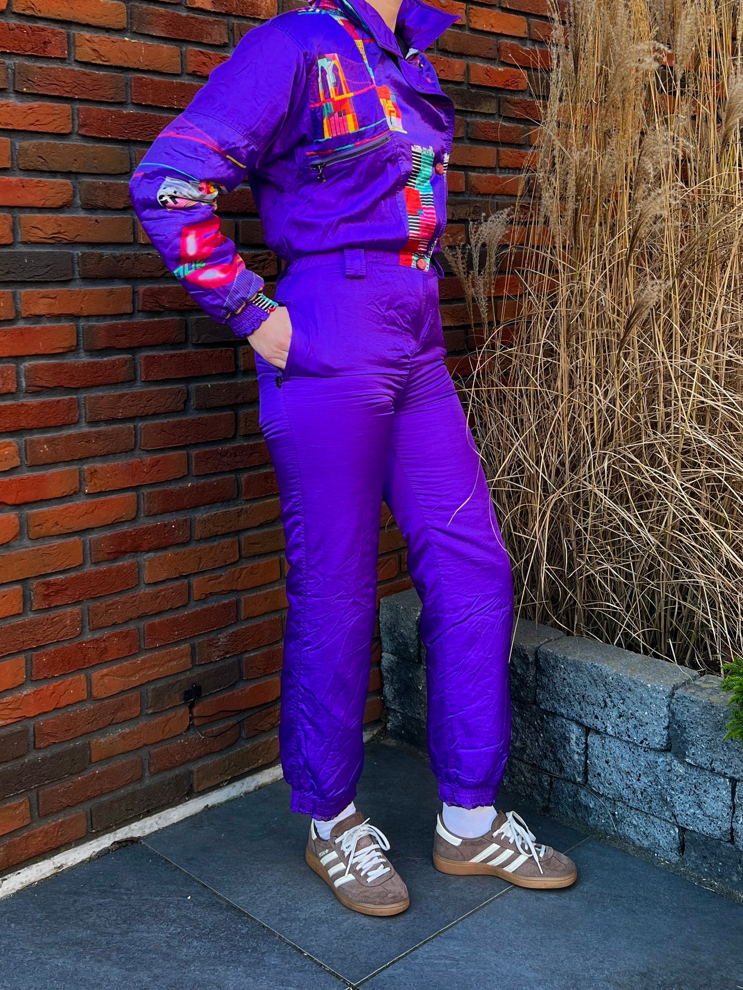 Avenue 5 - Skipak (S)