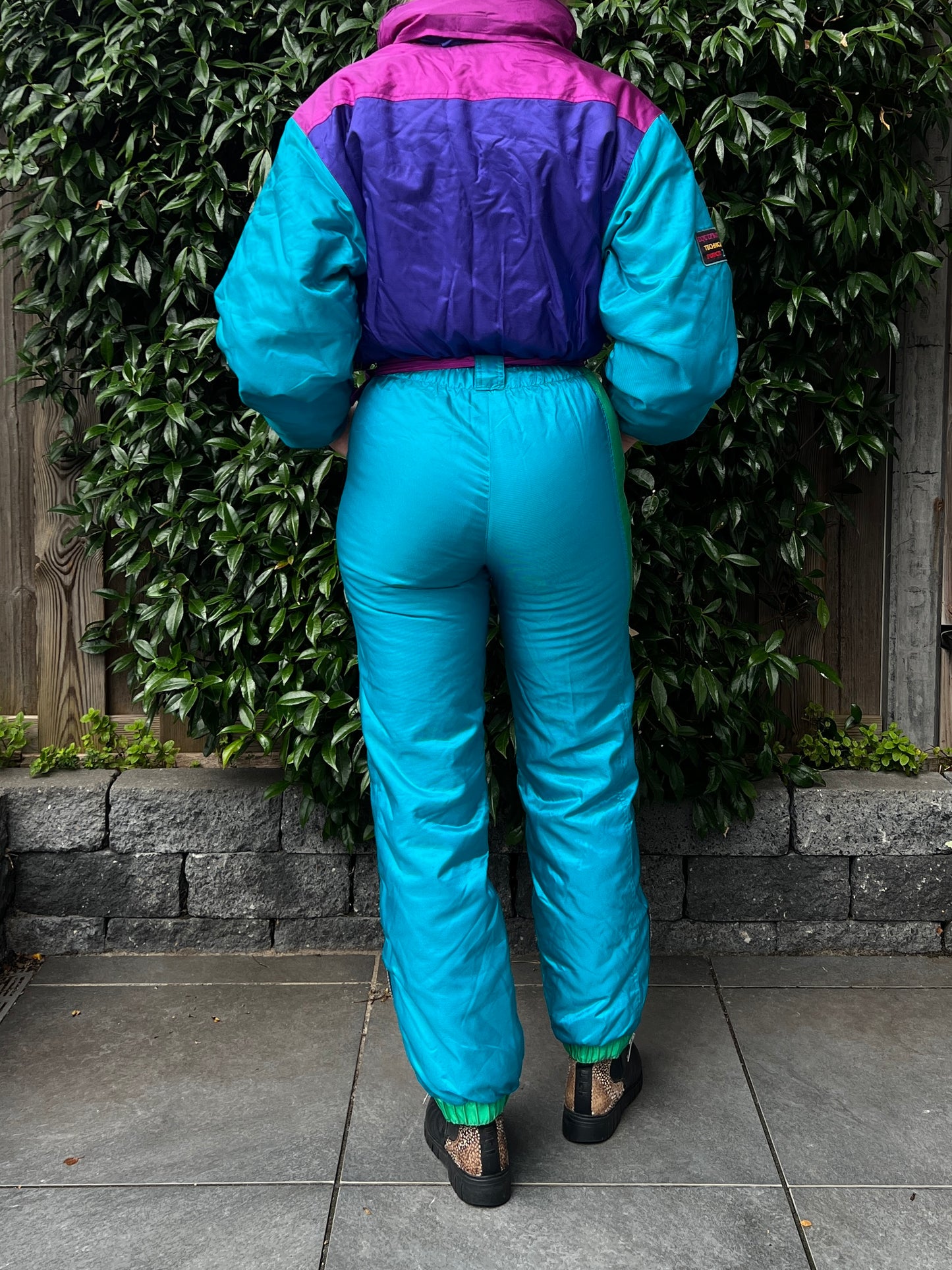 Biting - Skipak (S)